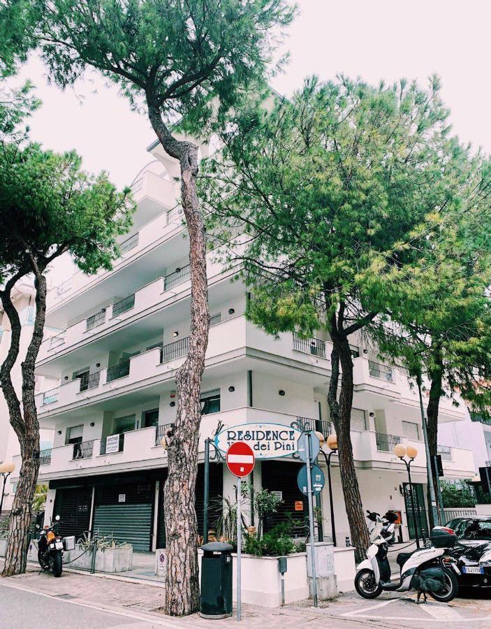 Residence Villa Dei Pini Rimini Exterior foto